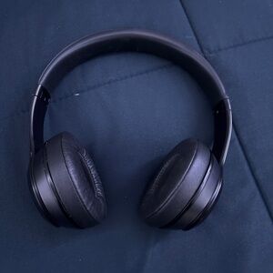 Wireless Beats Solo 3 Headphones